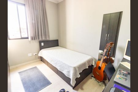 Apartamento à venda com 160m², 3 quartos e 3 vagas Apartamento à venda com 160m², 3 quartos e 3 vagasQuarto 1