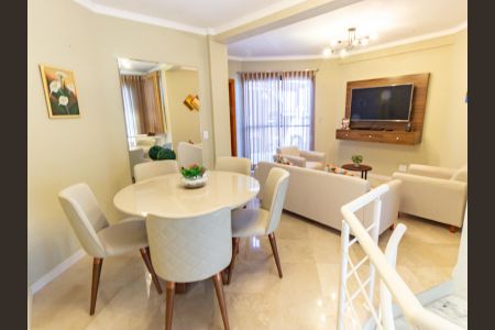 Apartamento à venda com 160m², 3 quartos e 3 vagas Apartamento à venda com 160m², 3 quartos e 3 vagasSala de TV