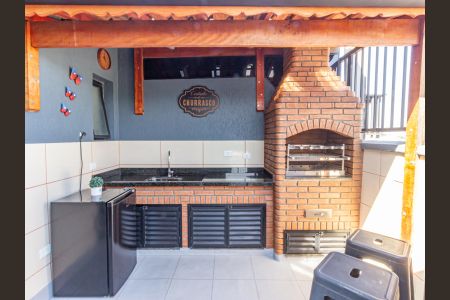 Apartamento à venda com 160m², 3 quartos e 3 vagas Apartamento à venda com 160m², 3 quartos e 3 vagasChurrasqueira e Piscina