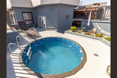 Apartamento à venda com 160m², 3 quartos e 3 vagas Apartamento à venda com 160m², 3 quartos e 3 vagasChurrasqueira e Piscina