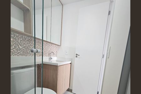 Apartamento para alugar com 28m², 1 quarto e sem vaga Apartamento para alugar com 28m², 1 quarto e sem vagaBanheiro da Suíte
