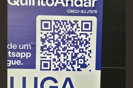 Casa de condomínio à venda com 426m², 5 quartos e 2 vagas Casa de condomínio à venda com 426m², 5 quartos e 2 vagasPlaca