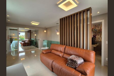 Casa de condomínio à venda com 426m², 5 quartos e 2 vagas Casa de condomínio à venda com 426m², 5 quartos e 2 vagasSala 2