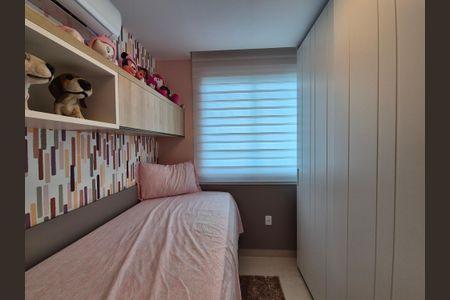 Casa de condomínio à venda com 426m², 5 quartos e 2 vagas Casa de condomínio à venda com 426m², 5 quartos e 2 vagasQuarto