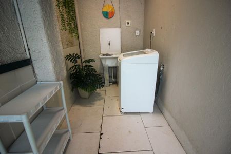 Casa de condomínio para alugar com 18m², 1 quarto e sem vagaÁrea comum - Lavanderia