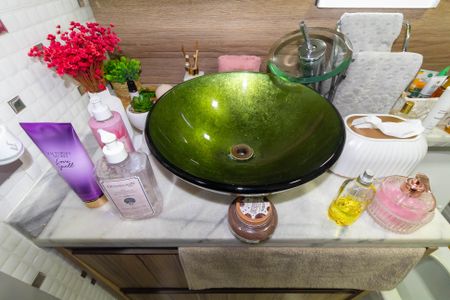 Apartamento à venda com 76m², 3 quartos e 1 vagaBanheiro Social