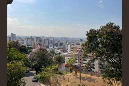 Casa à venda com 367m², 4 quartos e 5 vagasFoto 57