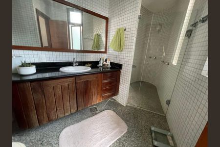 Casa à venda com 367m², 4 quartos e 5 vagasFoto 63