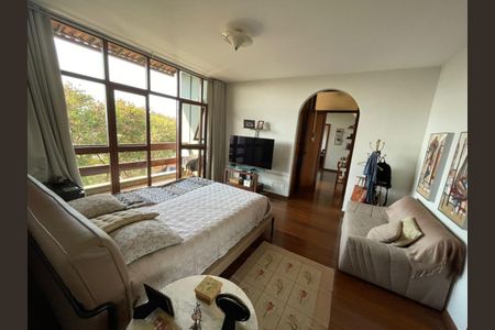 Casa à venda com 367m², 4 quartos e 5 vagasFoto 51