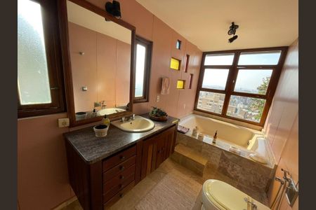 Casa à venda com 367m², 4 quartos e 5 vagasFoto 54