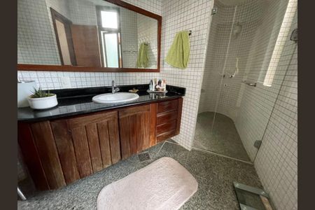 Casa à venda com 367m², 4 quartos e 5 vagasFoto 60