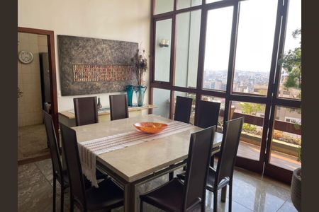 Casa à venda com 367m², 4 quartos e 5 vagasFoto 48