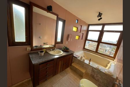 Casa à venda com 367m², 4 quartos e 5 vagasFoto 70