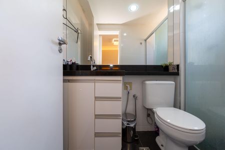 Apartamento à venda com 108m², 4 quartos e 2 vagasBanheiro da Suíte