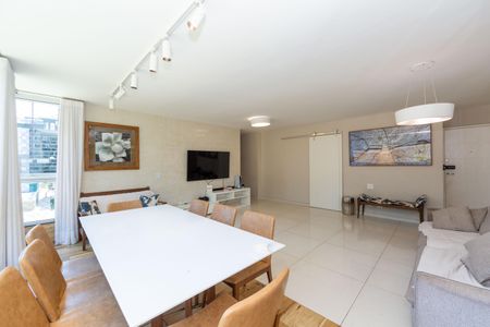 Apartamento à venda com 108m², 4 quartos e 2 vagasSala