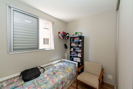 Apartamento à venda com 108m², 4 quartos e 2 vagasQuarto 3