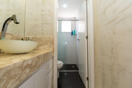 Apartamento à venda com 108m², 4 quartos e 2 vagasBanheiro