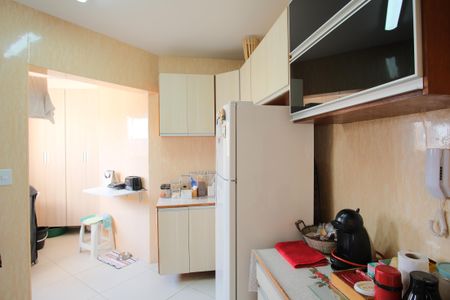 Apartamento à venda com 56m², 2 quartos e 1 vagaCozinha