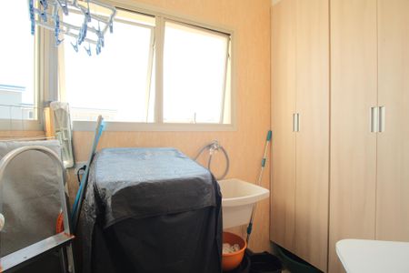 Apartamento à venda com 56m², 2 quartos e 1 vagaÁrea de Serviço