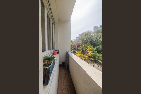 Varanda de apartamento à venda com 3 quartos, 90m² em Santana, Porto Alegre