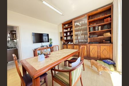Apartamento à venda com 142m², 4 quartos e 2 vagasSala de Jantar