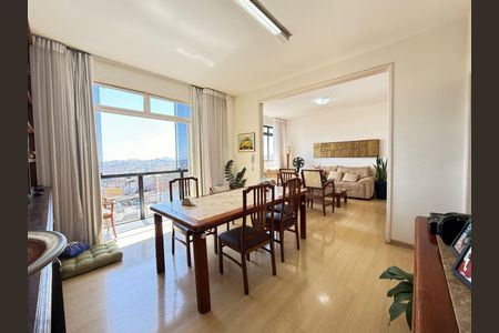 Apartamento à venda com 142m², 4 quartos e 2 vagasSala de Jantar