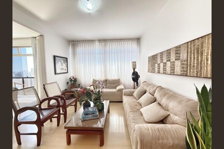 Apartamento à venda com 142m², 4 quartos e 2 vagasSala
