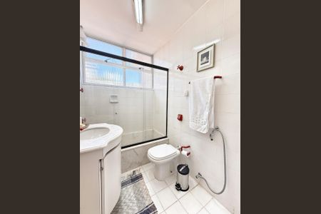 Apartamento à venda com 142m², 4 quartos e 2 vagasBanheiro