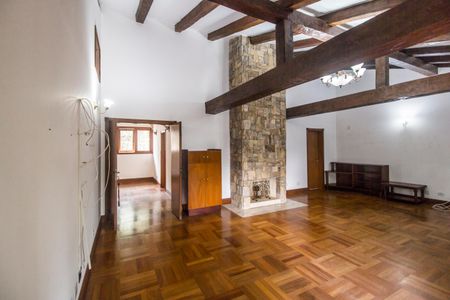 Casa de condomínio à venda com 747m², 5 quartos e 4 vagasSuíte 2