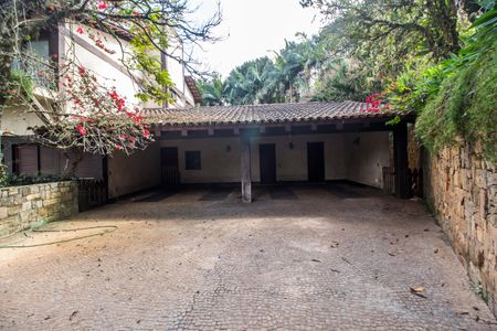 Casa de condomínio à venda com 747m², 5 quartos e 4 vagasGaragem