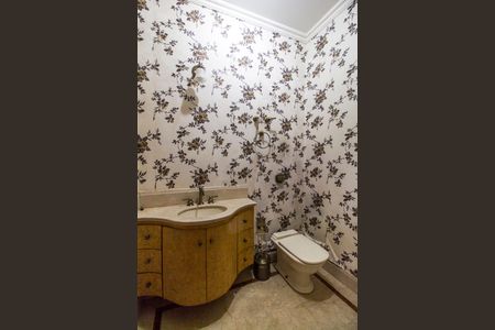 Casa de condomínio à venda com 747m², 5 quartos e 4 vagasLavabo