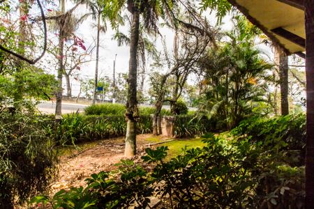 Casa de condomínio à venda com 747m², 5 quartos e 4 vagasVista da Suíte 4