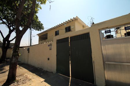 Casa à venda com 139m², 2 quartos e 1 vagaFachada da casa