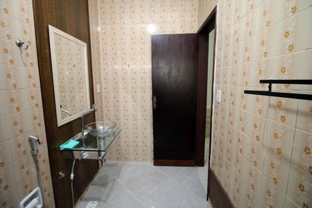 Casa à venda com 139m², 2 quartos e 1 vagaBanheiro Social