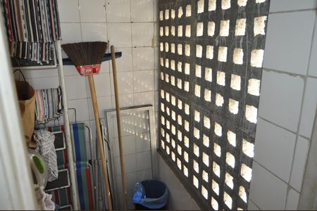 Apartamento à venda com 60m², 2 quartos e 1 vagaÁrea de Serviço