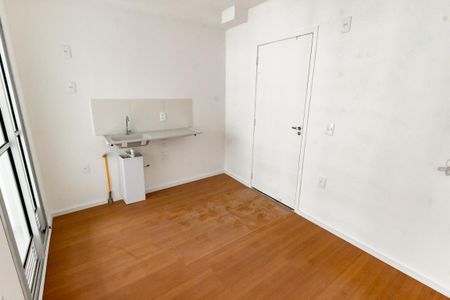 Apartamento à venda com 30m², 2 quartos e sem vaga Apartamento à venda com 30m², 2 quartos e sem vagaSala