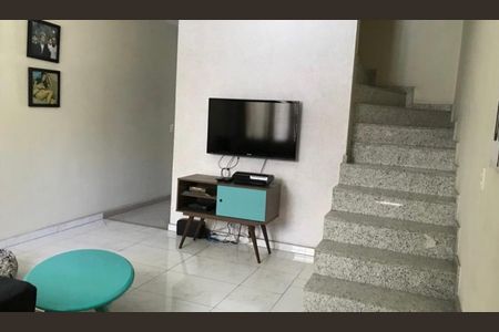 Casa à venda com 122m², 6 quartos e 1 vaga Casa à venda com 122m², 6 quartos e 1 vagaFoto 01