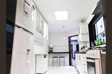 Casa à venda com 122m², 6 quartos e 1 vaga Casa à venda com 122m², 6 quartos e 1 vagaFoto 03