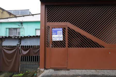 Casa para alugar com 40m², 1 quarto e sem vagaPlaca instalada no portão do imóvel - Código da placa: GTPE-1447