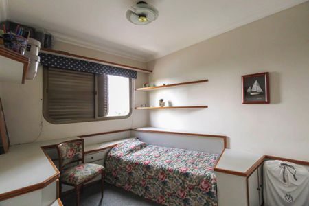 Apartamento à venda com 257m², 4 quartos e 4 vagas Apartamento à venda com 257m², 4 quartos e 4 vagasQuarto 2