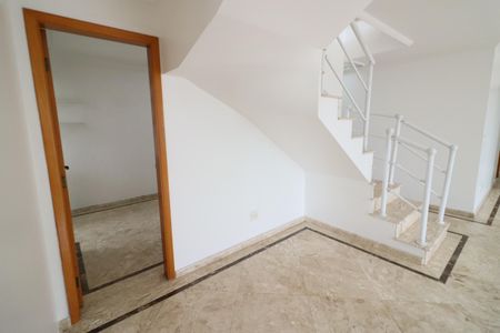 Apartamento para alugar com 321m², 4 quartos e 5 vagasSala