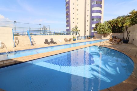 Apartamento para alugar com 321m², 4 quartos e 5 vagasÁrea comum - Piscina
