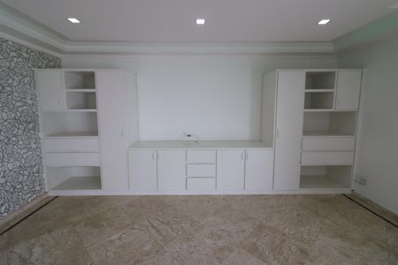 Apartamento para alugar com 321m², 4 quartos e 5 vagasSala de TV