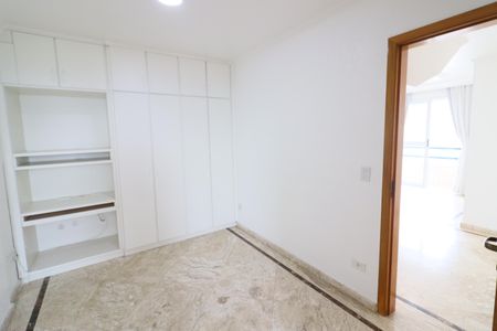 Apartamento para alugar com 321m², 4 quartos e 5 vagasSuíte 3