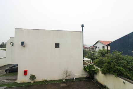 Casa de condomínio à venda com 95m², 2 quartos e 2 vagas Casa de condomínio à venda com 95m², 2 quartos e 2 vagasVista da Sacada