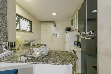 Apartamento para alugar com 80m², 2 quartos e 1 vaga Apartamento para alugar com 80m², 2 quartos e 1 vagaCozinha