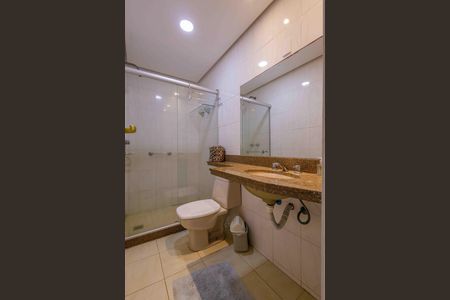 Apartamento para alugar com 80m², 2 quartos e 1 vaga Apartamento para alugar com 80m², 2 quartos e 1 vagaBanheiro da Suíte