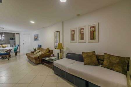 Apartamento para alugar com 80m², 2 quartos e 1 vaga Apartamento para alugar com 80m², 2 quartos e 1 vagaSala