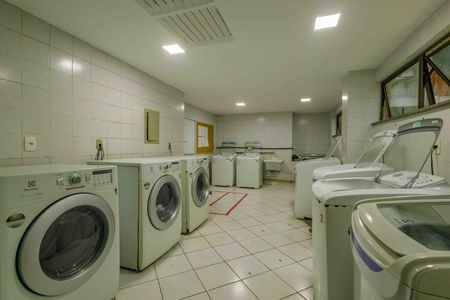 Apartamento para alugar com 80m², 2 quartos e 1 vaga Apartamento para alugar com 80m², 2 quartos e 1 vagaÁrea comum - Lavanderia
