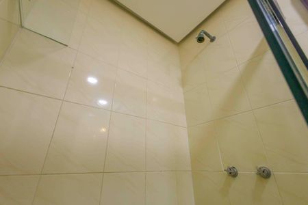 Apartamento para alugar com 80m², 2 quartos e 1 vaga Apartamento para alugar com 80m², 2 quartos e 1 vagaBanheiro social